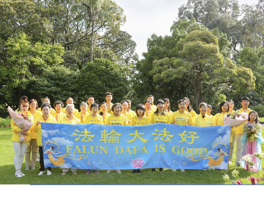 Image for article นิวซีแลนด์ : ผู้ฝึกขอบพระคุณและอวยพรปีใหม่ท่านอาจารย์