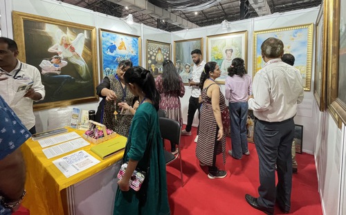 Image for article อินเดีย : นิทรรศการศิลปะ เจิน ซั่น เหยิ่น ที่งานเทศกาลศิลปะในมุมไบสร้างความประทับใจให้กับผู้เข้าชม