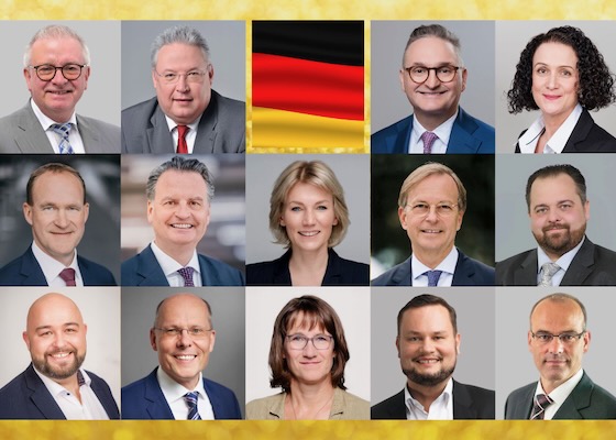 Image for article เยอรมนี : เจ้าหน้าที่ของรัฐสนับสนุนการประท้วงอย่างสงบของผู้ฝึกฝ่าหลุนต้าฝ่าต่อการประทุษร้ายที่ดำเนินมานาน 26 ปี (ตอนที่ 1)