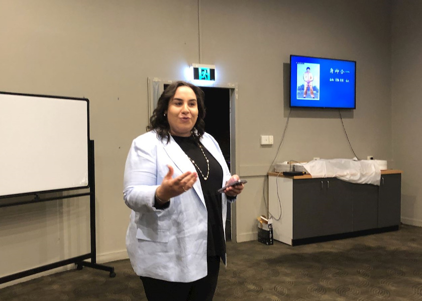 Image for article ออสเตรเลีย : เจ้าหน้าที่ซิดนีย์ส่งจดหมายแสดงความยินดีและต้อนรับชั้นเรียนฝ่าหลุนต้าฝ่า