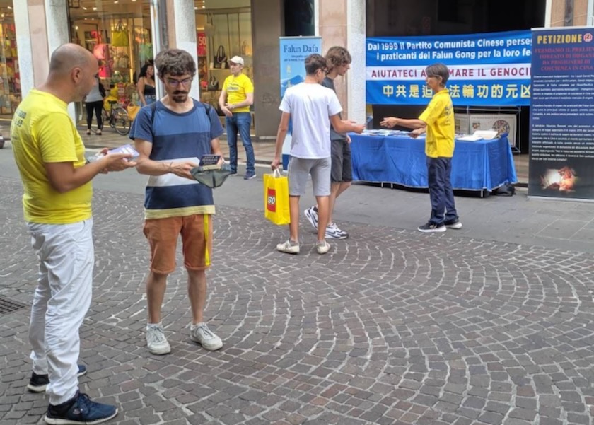 Image for article อิตาลี : กิจกรรมทั่วประเทศเรียกร้องให้ช่วยยุติการประทุษร้ายในประเทศจีน
