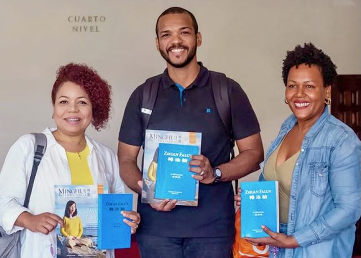 Image for article ฝ่าหลุนต้าฝ่าสร้างแรงบันดาลใจให้กับผู้ชมทุกวัยในงานหนังสือสาธารณรัฐโดมินิกัน